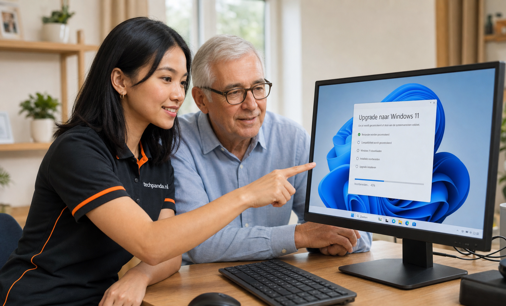 TechPanda-specialist helpt een klant